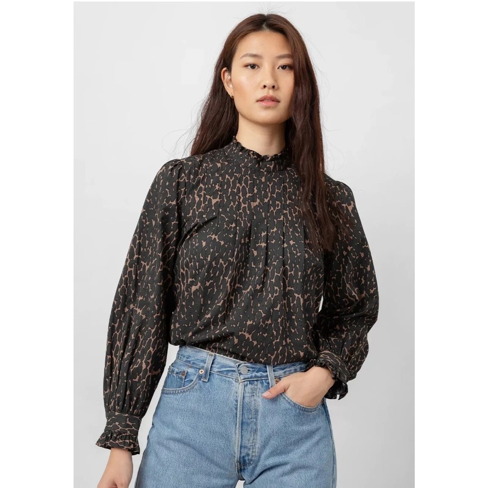 Rails Leopard Print Ruffle Neck Blouse Black Tan Long Sleeve Poplin‎ Pleated M